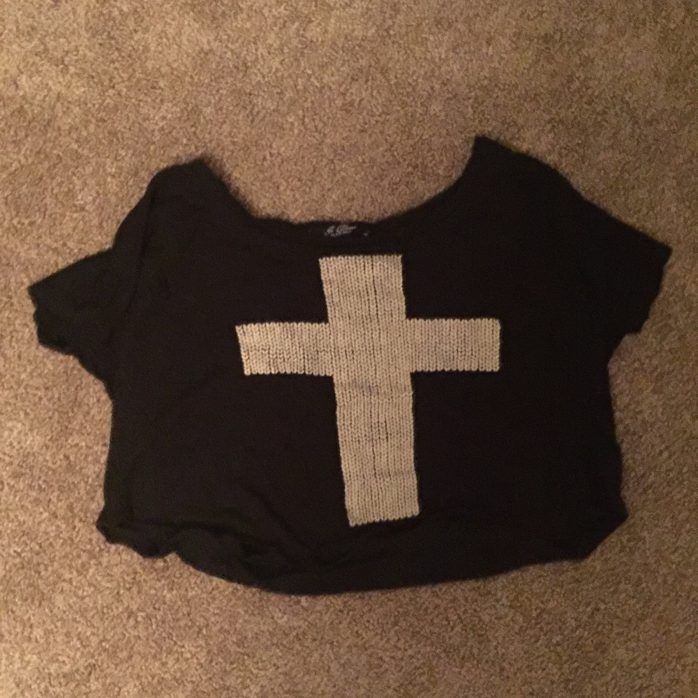 JT Closet Cross Crop Top